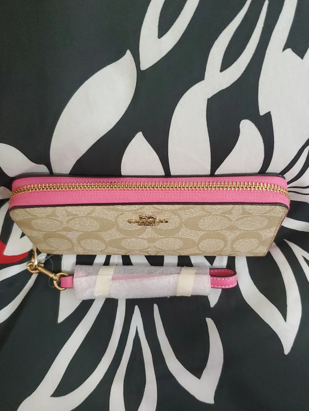 Coach Signature Zip Around Wallet Wristlet